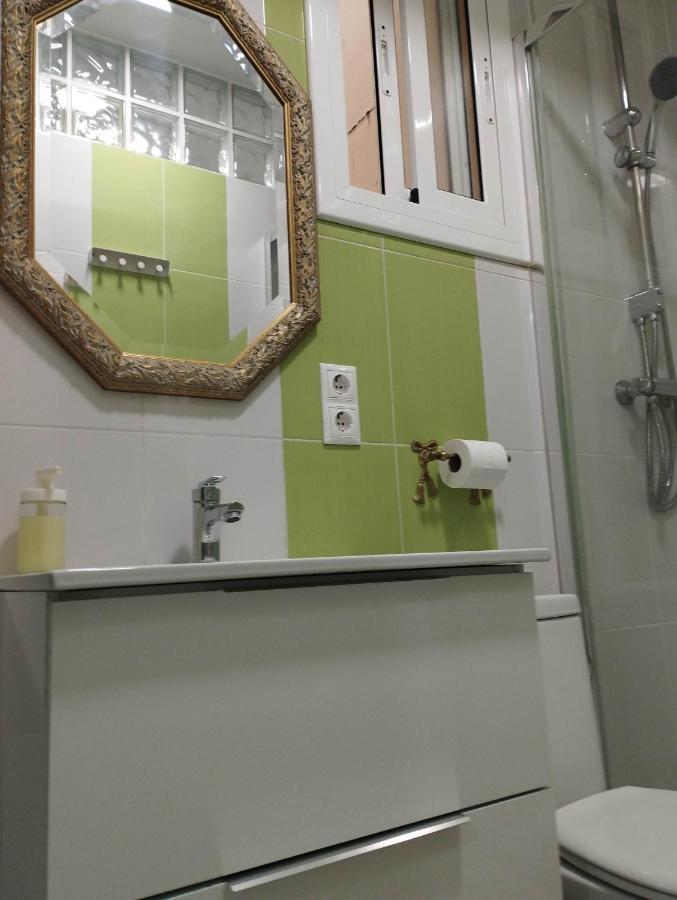 Apartment Fira Bcn Camp Nou L'Hospitalet de Llobregat Dış mekan fotoğraf