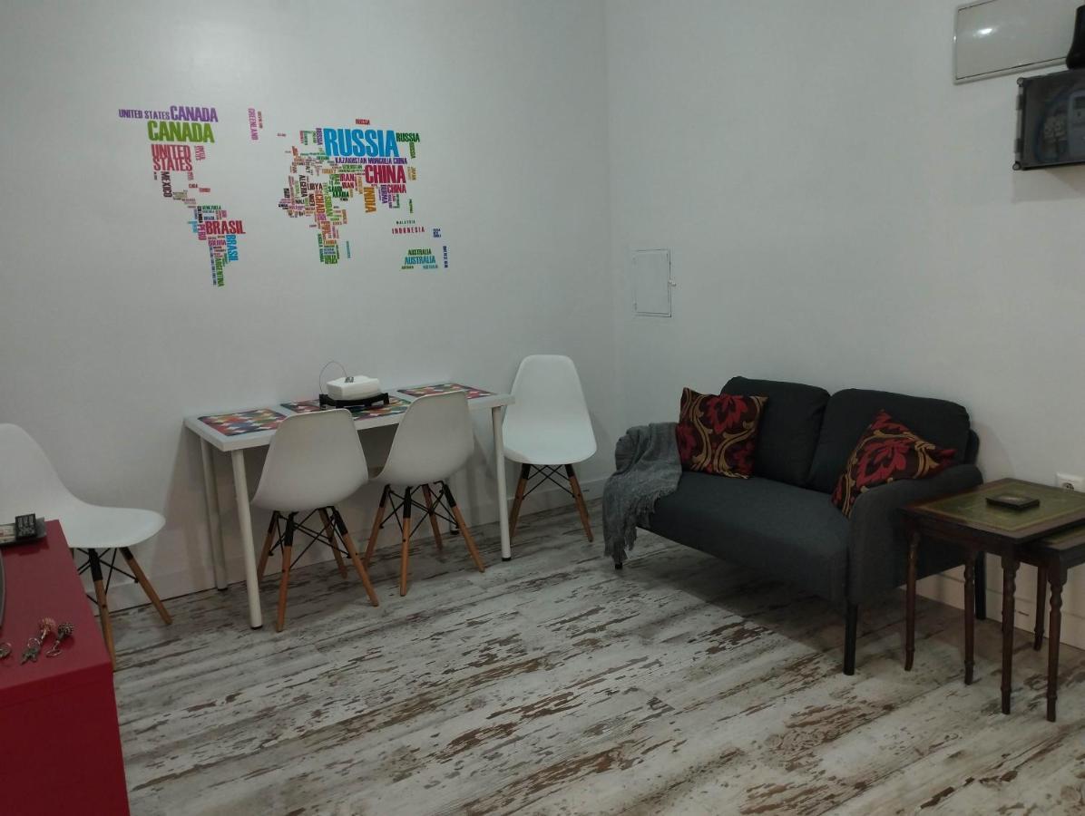 Apartment Fira Bcn Camp Nou L'Hospitalet de Llobregat Dış mekan fotoğraf