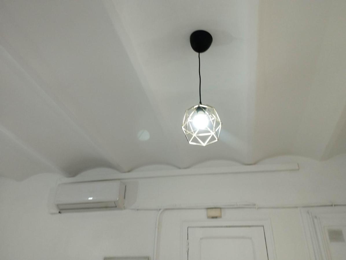 Apartment Fira Bcn Camp Nou L'Hospitalet de Llobregat Dış mekan fotoğraf